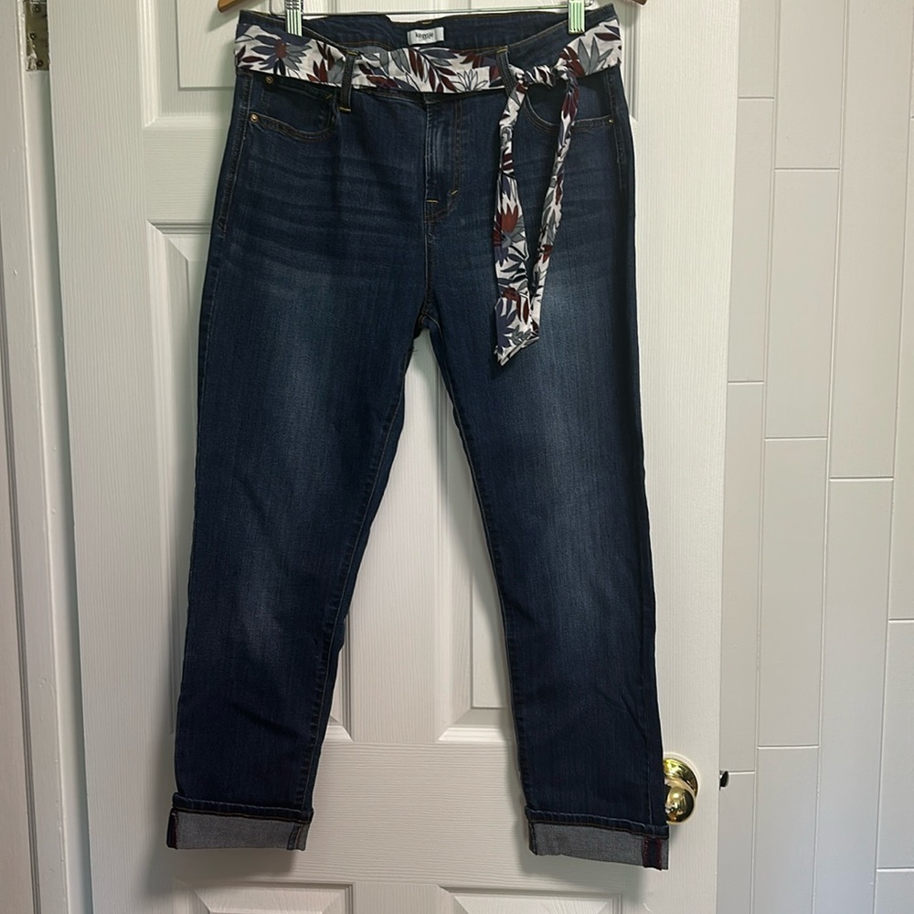 EUC Kensie jeans